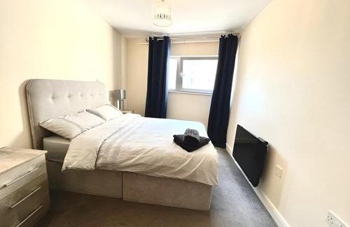 Cardiff City Centre Apartment | Skyline Views Opposite Utilita - Central Stay!