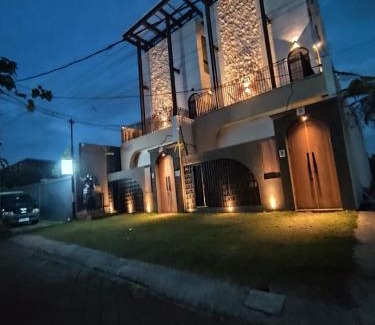Munggu House | Skyloft Villa - 3 Bedrooms with Private Pool