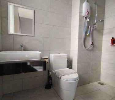 Bukit Indah Apartment | Skytree A0902-(2) The Nobles Room