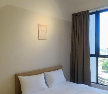 Bukit Indah Apartment | Skytrees Serviced Apartment 2pax cozy studio Aeon Bukit Indah