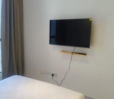 Bukit Indah Apartment | Skytrees Serviced Apartment 2pax cozy studio Aeon Bukit Indah