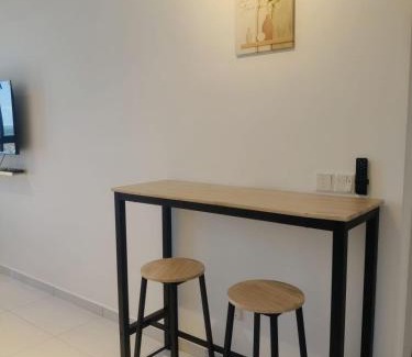 Bukit Indah Apartment | Skytrees Serviced Apartment 2pax cozy studio Aeon Bukit Indah