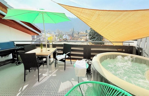 Bad Ems House | Skyview | Whirlpool-Sauna-Billiard-Airhockey-Beamer-WeberBBQ