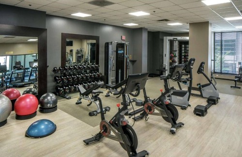 Elliot Park House | Skyway links to the convention center and downtown