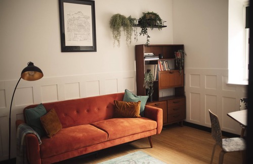 Craiglockhart Apartment | Slateford House 1770 - Outlaws Haven