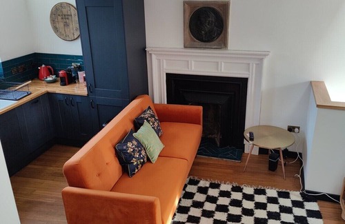 Slateford Apartment | Slateford1770 - The Artist's Retreat - 2 Bed