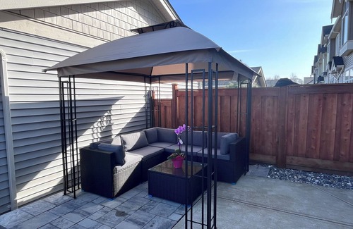 Willoughby House | Sleek 1BR Near Langley Events Centre