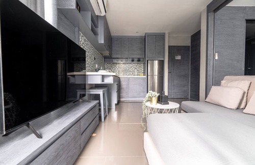 Kamala Apartment | Sleek 1BR Oasis at 5★ Citygate Kamala B201