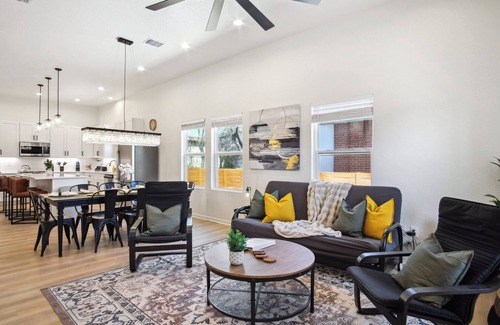 Denver Heights House | Sleek 4BR/3BA Urban Living w/Downtown Views!
