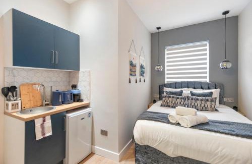 Dalston Apartment | Sleek and Cozy - Modern Studio Retreat