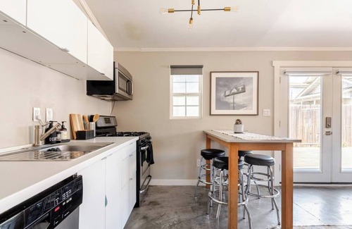 Pacific - Edison Apartment | Sleek and Stylish Modern 1BR Apt w/Gated Parking