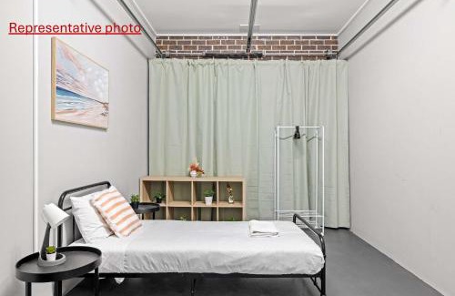 Revesby House | Sleek & Comfortable Single Room at Revesby with Shared Amenities