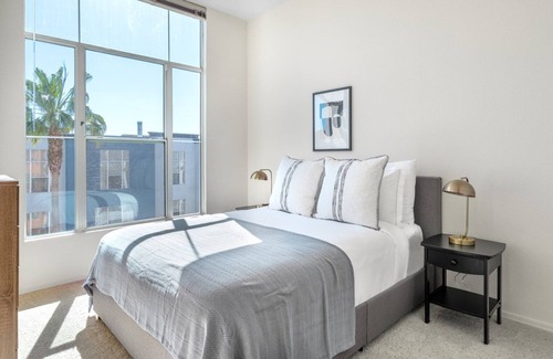 Central District Apartment | Sleek Fremont 2BR w/ W/D, Pool, Gym, Parking, walk to BART, by Blueground