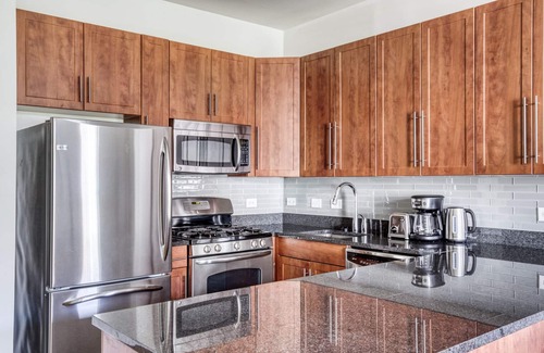 Hoboken Apartment | Sleek Hoboken 1BR w/ Gym, W/D & Elevator, near Waterfront, by Blueground