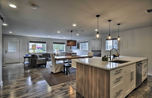 Astoria Condo | Sleek Riverfront Condo on Pier in Downtown Astoria