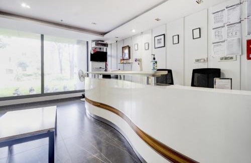 Yelahanka Hotel | Sleek Townhouse Galexia Hotel and Resorts