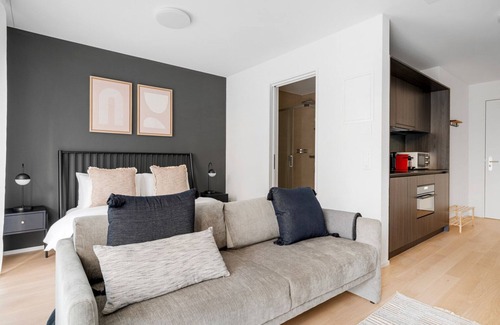 Sihlfeld Apartment | Sleek Wiedikon 1.5 Room w/Storage & W/D, 1 min to Market, by Blueground