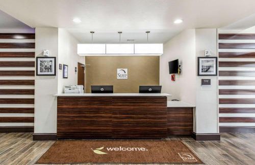 Bryan Hotel | Sleep Inn & Suites Bryan - College Station