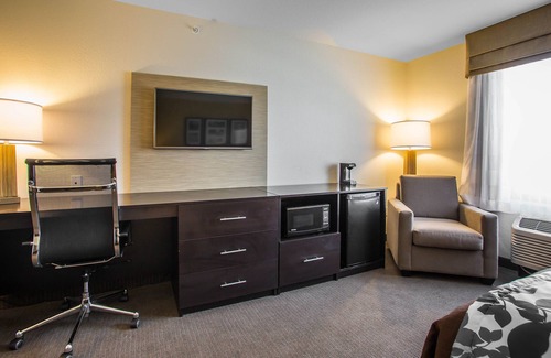 Hannibal Hotel | Sleep Inn & Suites Hannibal West