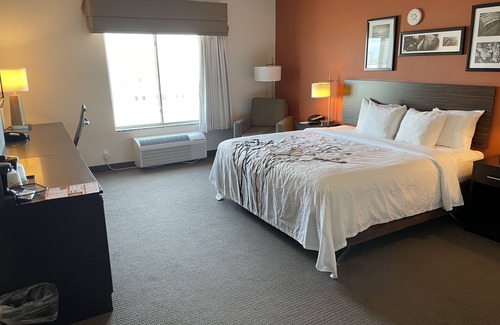 Hennessey Hotel | Sleep Inn & Suites Hennessey