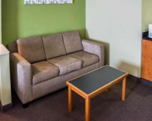Pineville Hotel | Sleep Inn & Suites Pineville - Alexandria