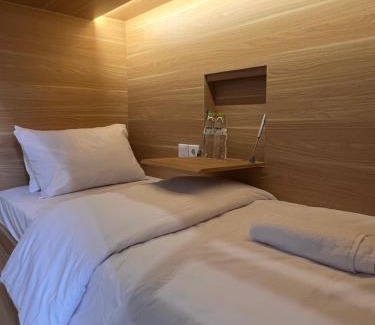 Surabaya Hotel | Sleep Studio Hotel City Center Surabaya