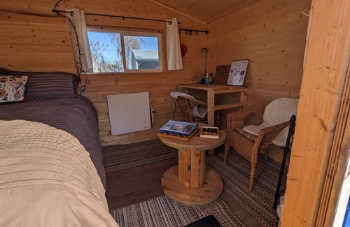 Port Hope Bed & Breakfast | Sleep with Alpacas in Port Hope, an hour away from Toronto