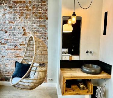 Historical Center Bruges Bed & Breakfast | Sleeping Swan
