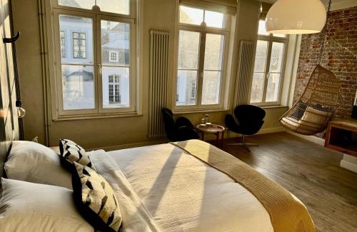 Historical Center Bruges Bed & Breakfast | Sleeping Swan