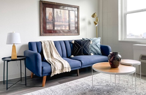 Walnut Hills House | Sleepover: Cozy 1BD/1BA + Gym - Downtown Cincinnati