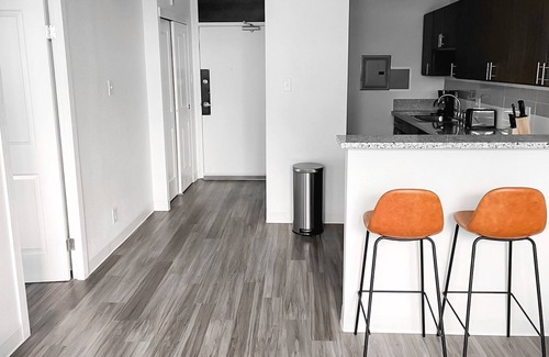 Walnut Hills House | Sleepover: Cozy 1BD/1BA + Gym - Downtown Cincinnati