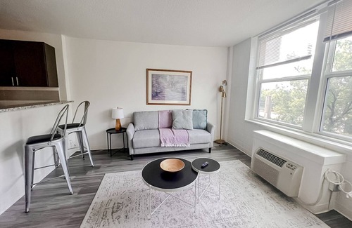 Avondale Apartment | Sleepover: Pristine 1BD/1BA + Gym - Cincinnati