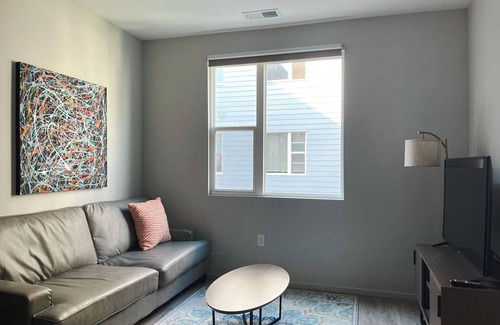 Downtown Omaha Apartment | Sleepover: Superior 1BD/1BA + Gym - Downtown Omahan
