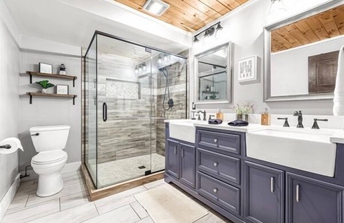 Stone Lake Resort | Sleeps 110+ 24 Bed/20 Bath Retreat Center Long Lake
