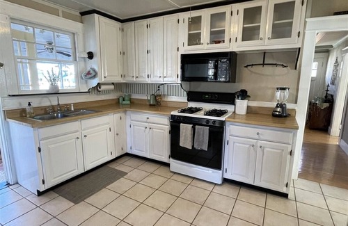 Sebago House | Sleeps 12 and just steps away from Sebago Lake