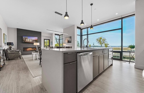 Traverse City Condo | Sleeps 16- Downtown Traverse City Newly Constructed Luxury Condo