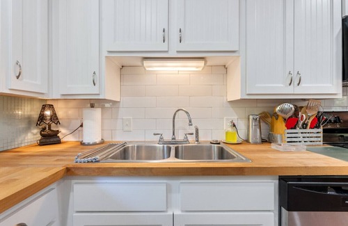 Shirley House | Sleeps 16! Lakefront- GameRoom - Dock - Fireplaces