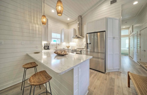 Port Aransas House | Sleeps 18 | 2 Beach Homes w/2 Pools, Playground, Covered Patios | Pirates Bay