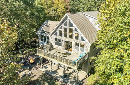 Lake Harmony House | Sleeps 20, Poconos Home - Hot Tub, Fire Pit, Games - Views -Super Spacious
