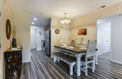 Branson Condo | Sleeps 32! Quadruple the Fun! Four condos all together with 12 BDRM and 8 BATH