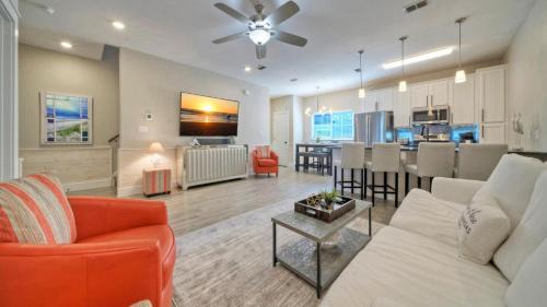 Port Aransas House | Sleeps 33 4 Condos Walk to the Beach Resort-Style Pool Endless Summer Resort