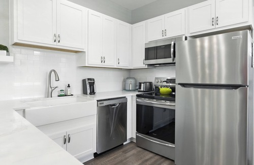 Crystal Beach House | Sleeps 4, Private Pool, New everything, Crystal Beach,