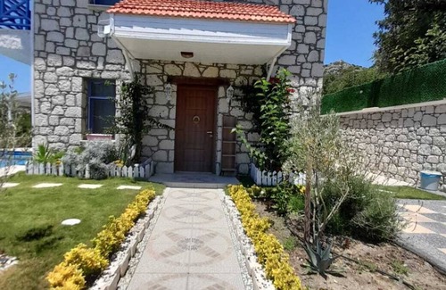 Sogut Villa | Sleeps 4, Sea View Villa with Private Pool - AWZ 277