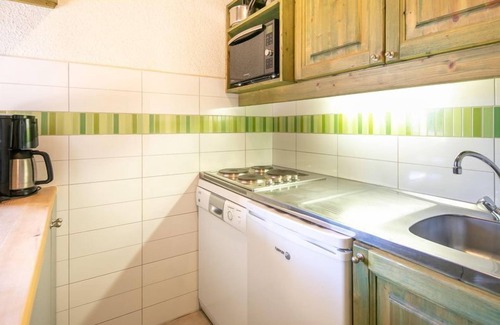 La Lechere Apartment | Sleeps 4! Studio | Scenic Living in Valmorel!