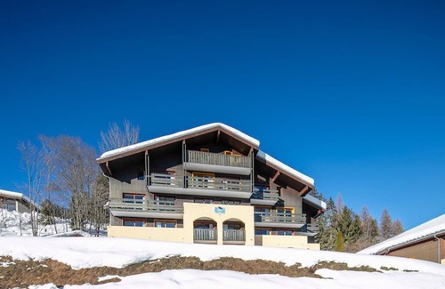 La Lechere Apartment | Sleeps 4! Studio | Scenic Living in Valmorel!