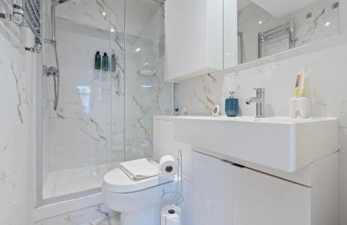 Haggerston Apartment | Sleeps 6 1 Bed With Loft 5mins to stations