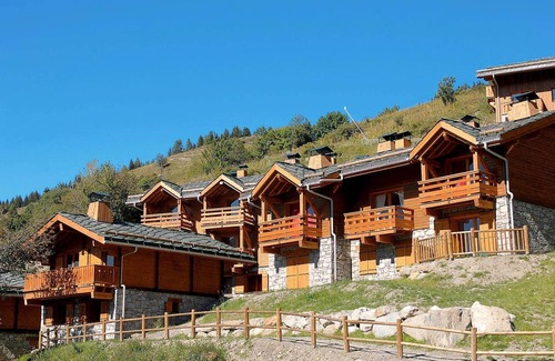 Valmeinier Condo | Sleeps 6 | 2BR Chalet in Prime Ski Location!