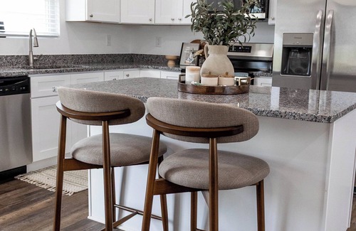 Cynthiana House | Sleeps 6, brand new, great location