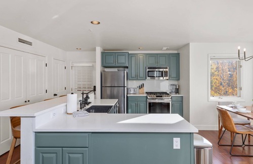 Mountain Village Condo | Sleeps 6-Easy Year Round Trail Access - Mountain Views - Fireplace - Garage