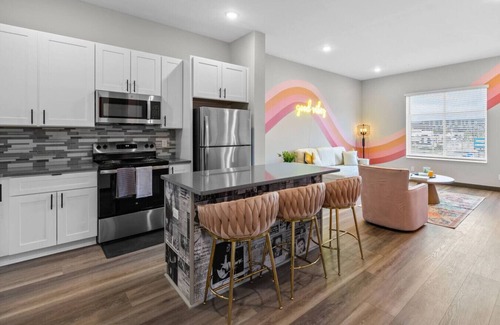 South Nashville Apartment | Sleeps 6, Free Parking, 8 Min to Broadway!